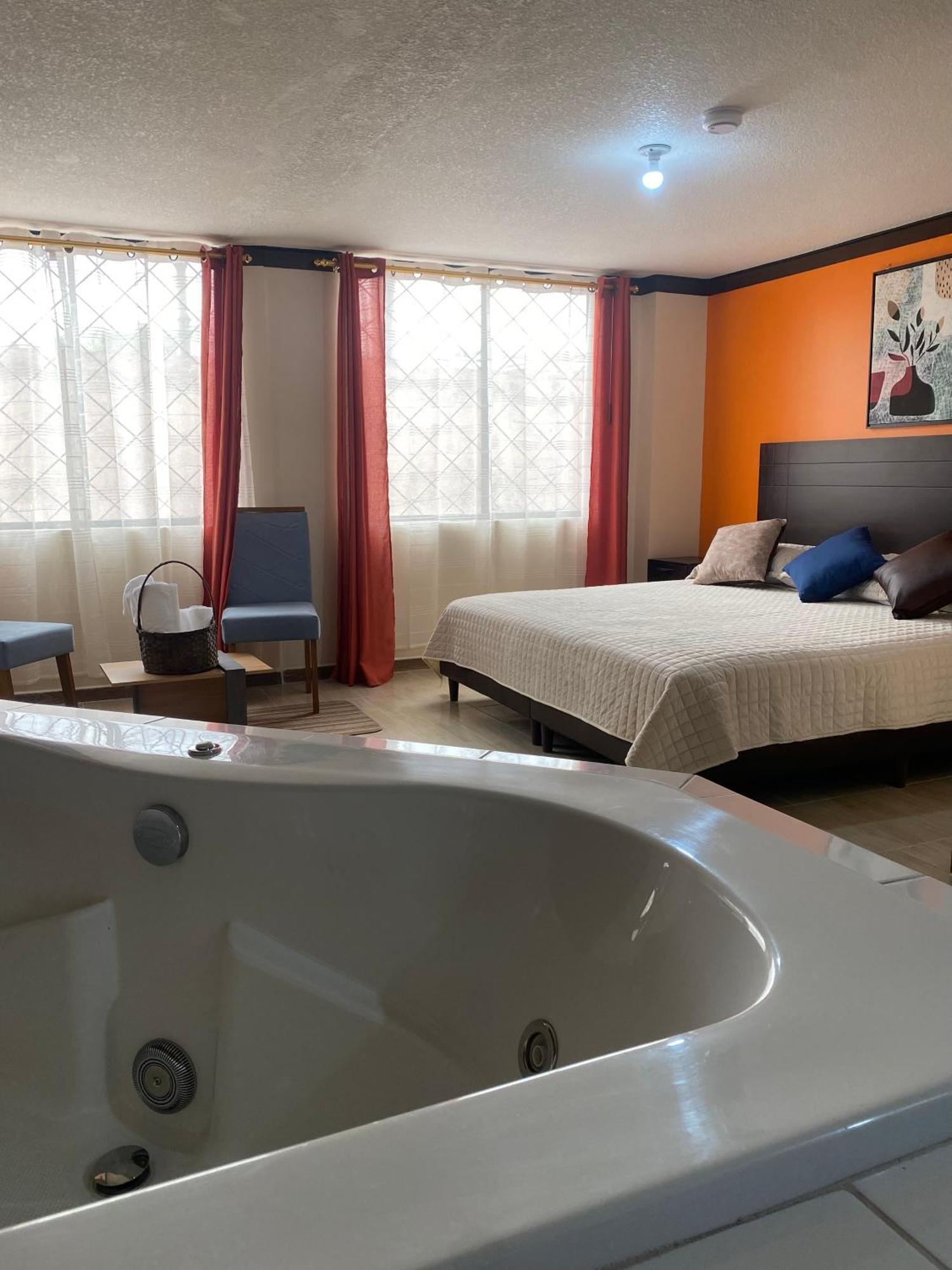 Hostal Guayllabamba 基多 外观 照片